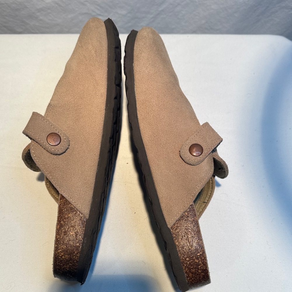 Women's Tan Suede Slippers - Picture 5 of 8